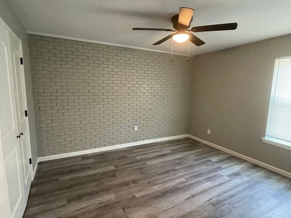 523 E Main St #1, Cabot, AR 72023