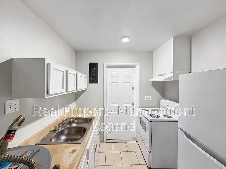 4029 Mather Ct #4027 — Photo 4