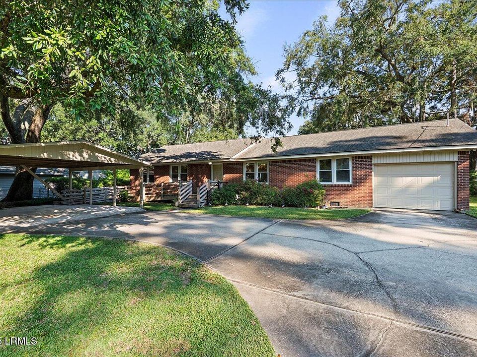 1st image of 412 Broad River Drive