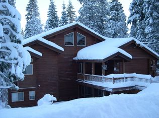 14536 Copenhagen Dr, Truckee, CA 96161