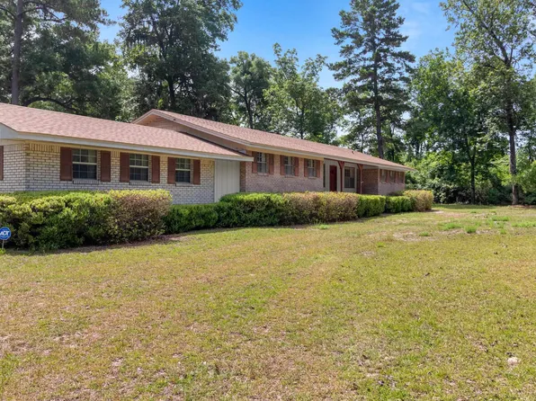 49 Lonesome Rd, Crawfordville, FL 32327
