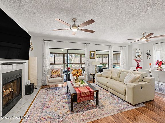 5th image of 258 Aquarina Blvd #258