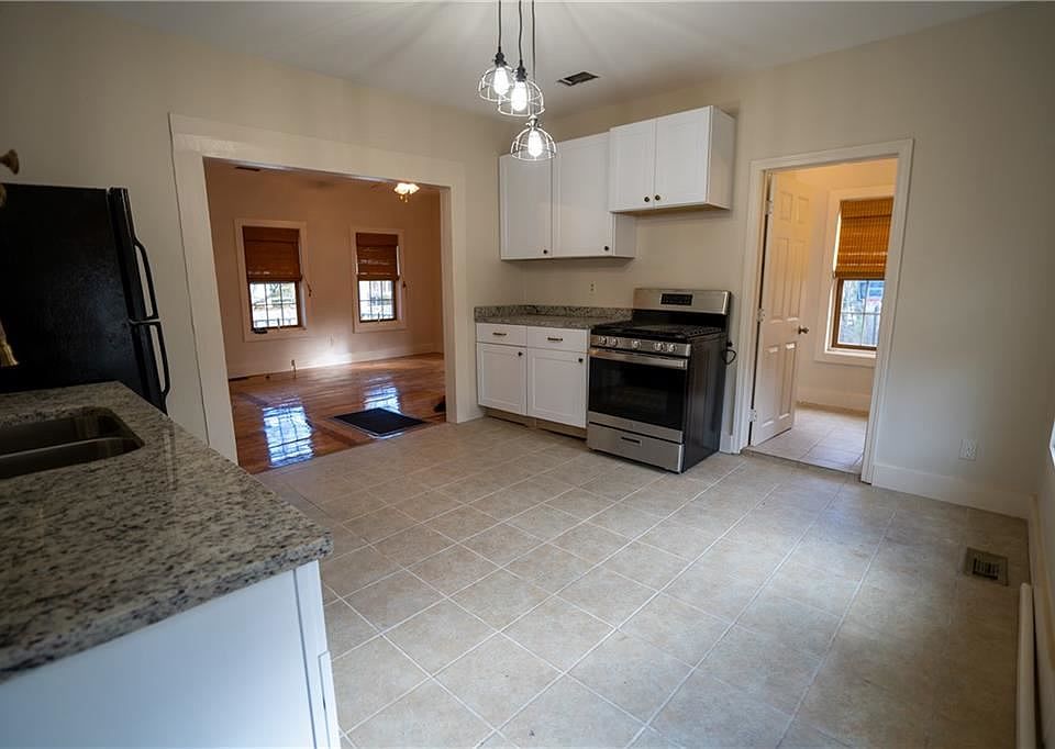 22 Money Hill Rd Chepachet RI Zillow