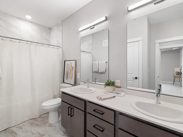 Independence Townhomes — Photo 9