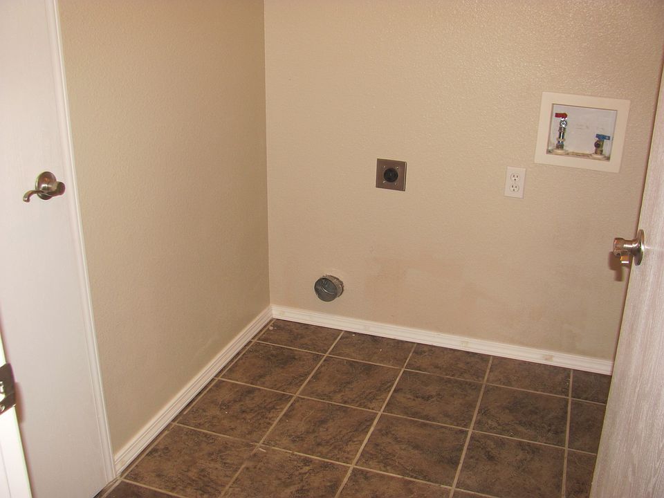 Laundry/Pantry
