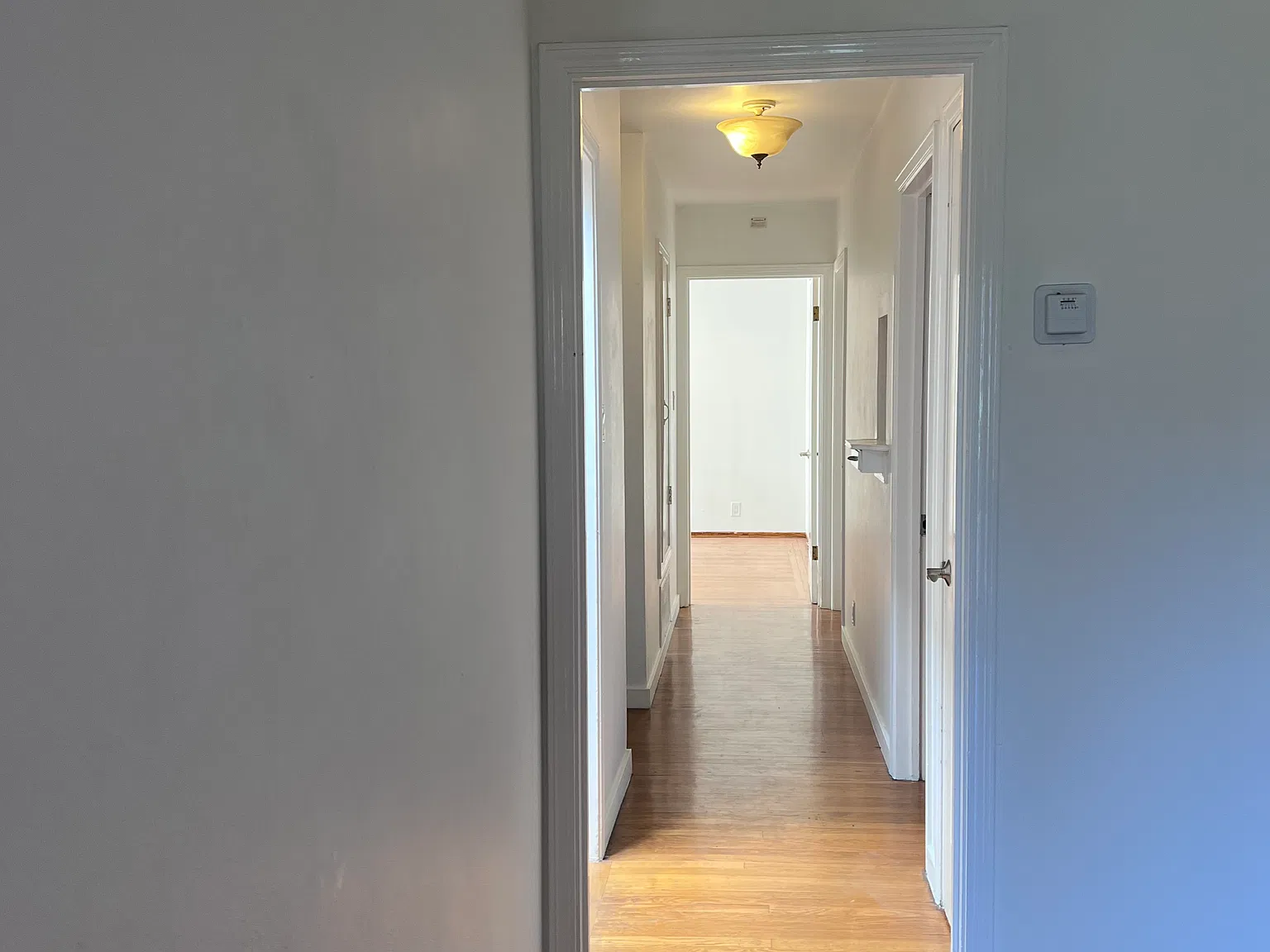 4 bed, 2069 sqft, $5,990 — Photo 3