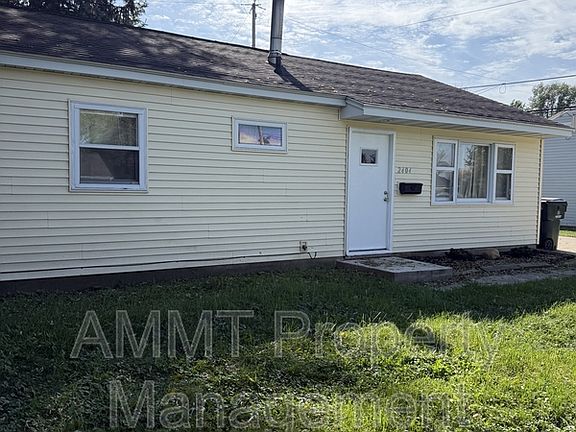 2nd image of 2404 Wisconsin St SW