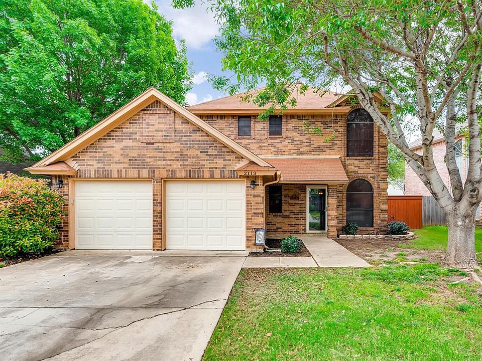 2nd image of 2113 Stoneridge Dr