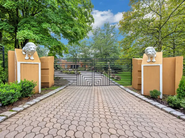 16 Schaffer Rd, Alpine, NJ 07620