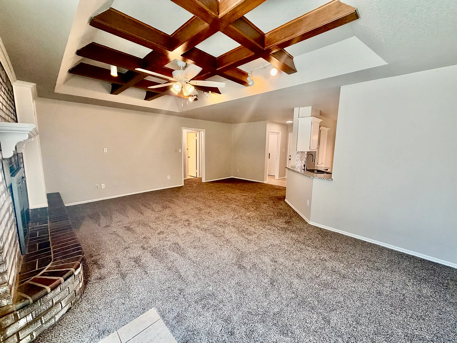 3 bed, 1489 sqft, $1,650 — Photo 3