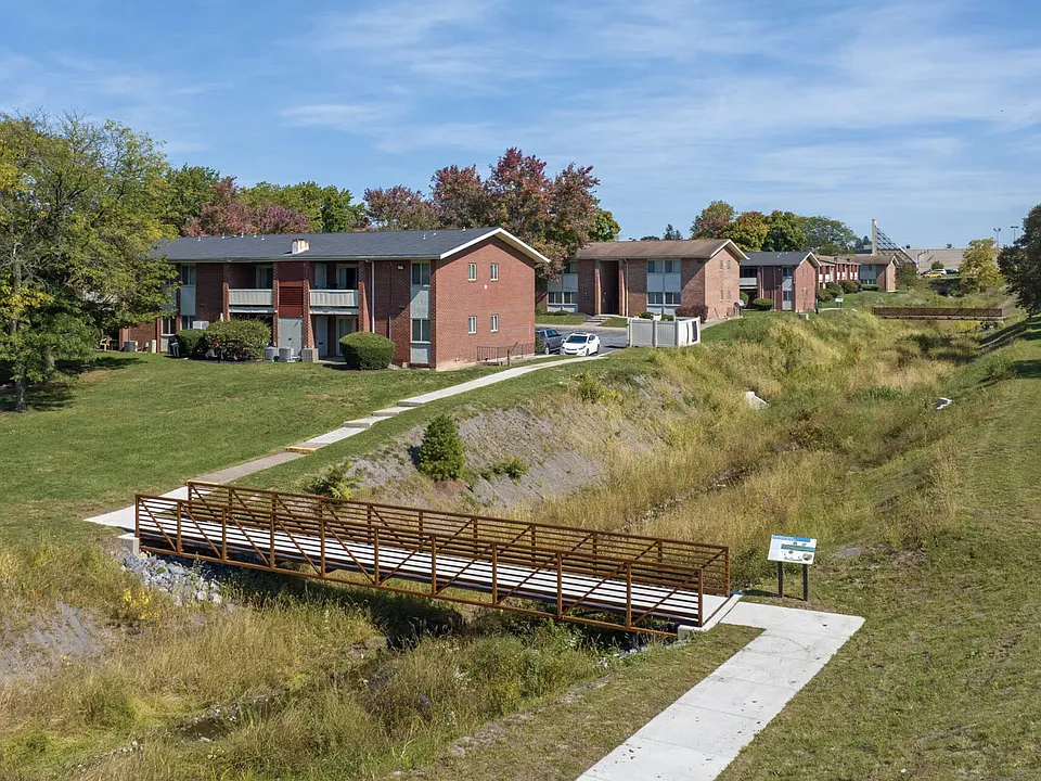 Capital Pointe Apartments