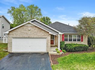 132 Steamboat Ln, Bolingbrook, IL 60490