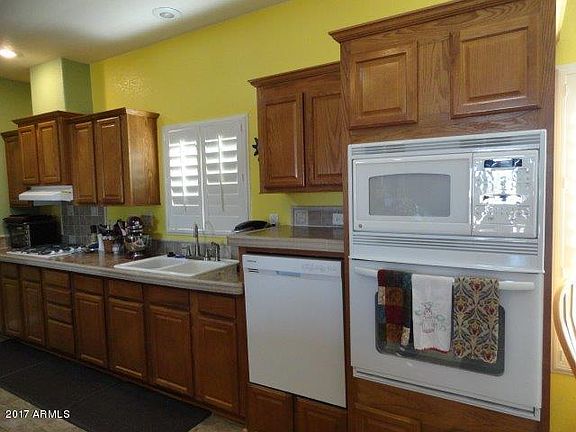 4th image of 66671 Indian Hills Way