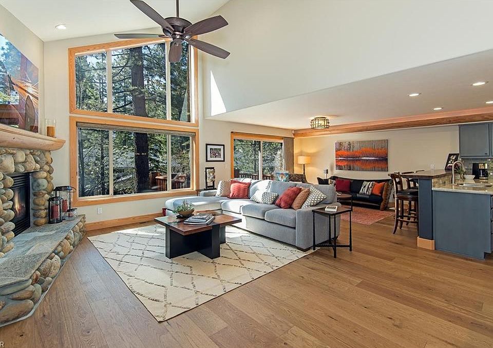 1st image of 899 Southwood Blvd #18
