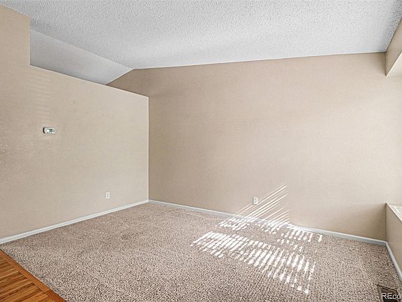 4th image of 10411 Hyacinth Street