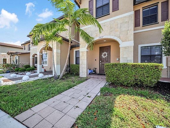 2nd image of 10657 W 32nd Ln