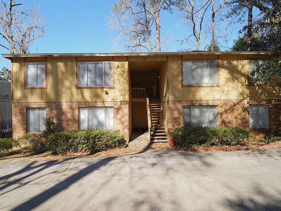 1st image of 2220 Claremont Ln APT B