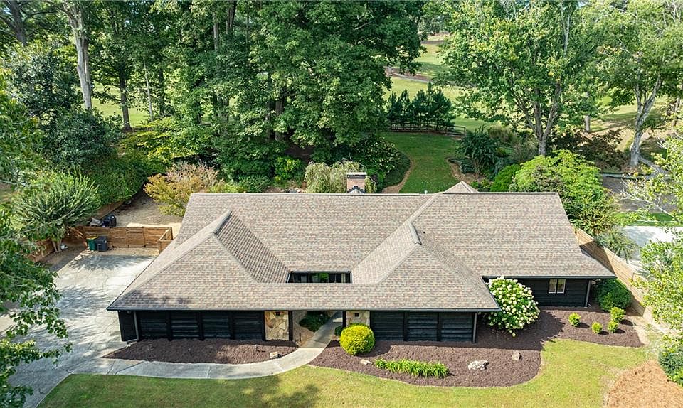 1st image of 1185 Oakhaven Dr