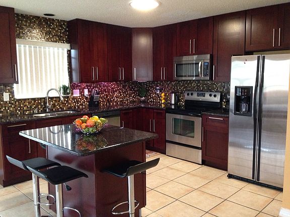 4th image of 1109 Camden Way
