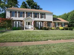4825 Prairie View Ct, Saint Louis, MO 63128