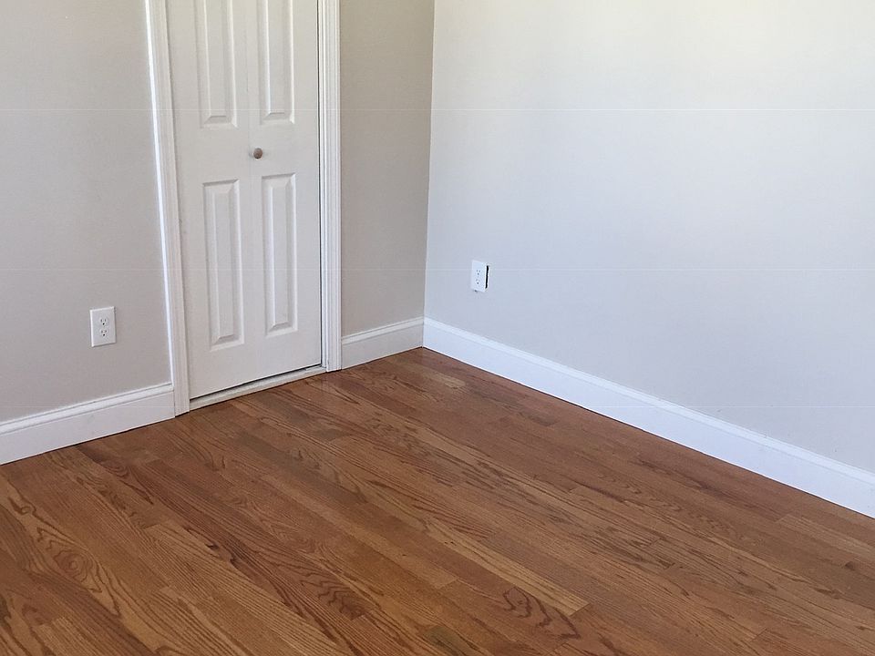 2nd image of 410 Ashley Blvd #3
