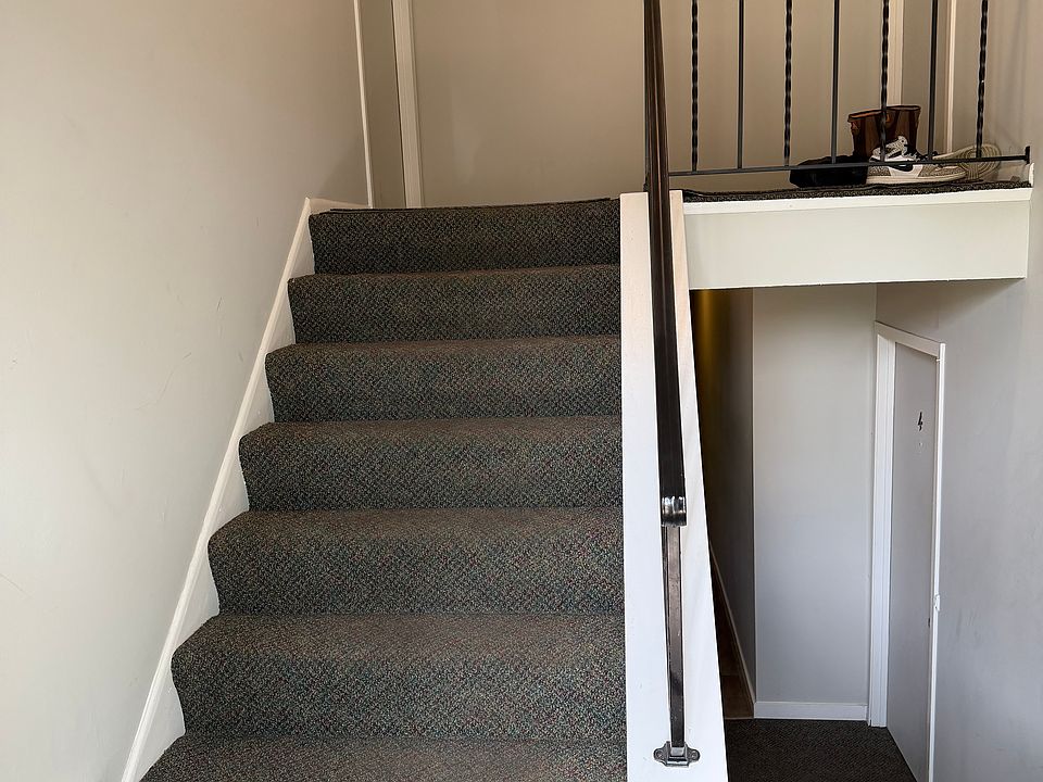 2nd image of 4784 Tacoma Cir SE APT 4