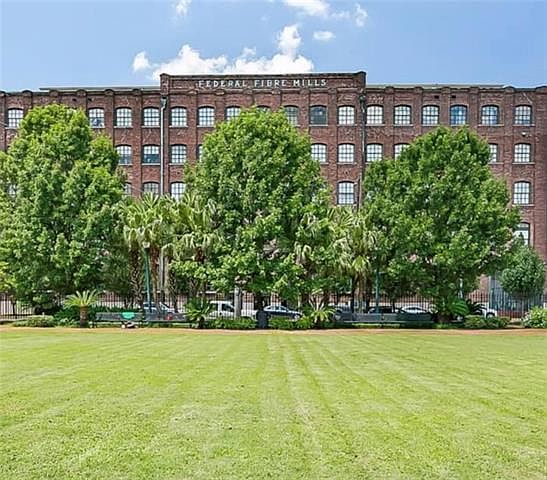 1st image of 1107 S Peters St APT 515