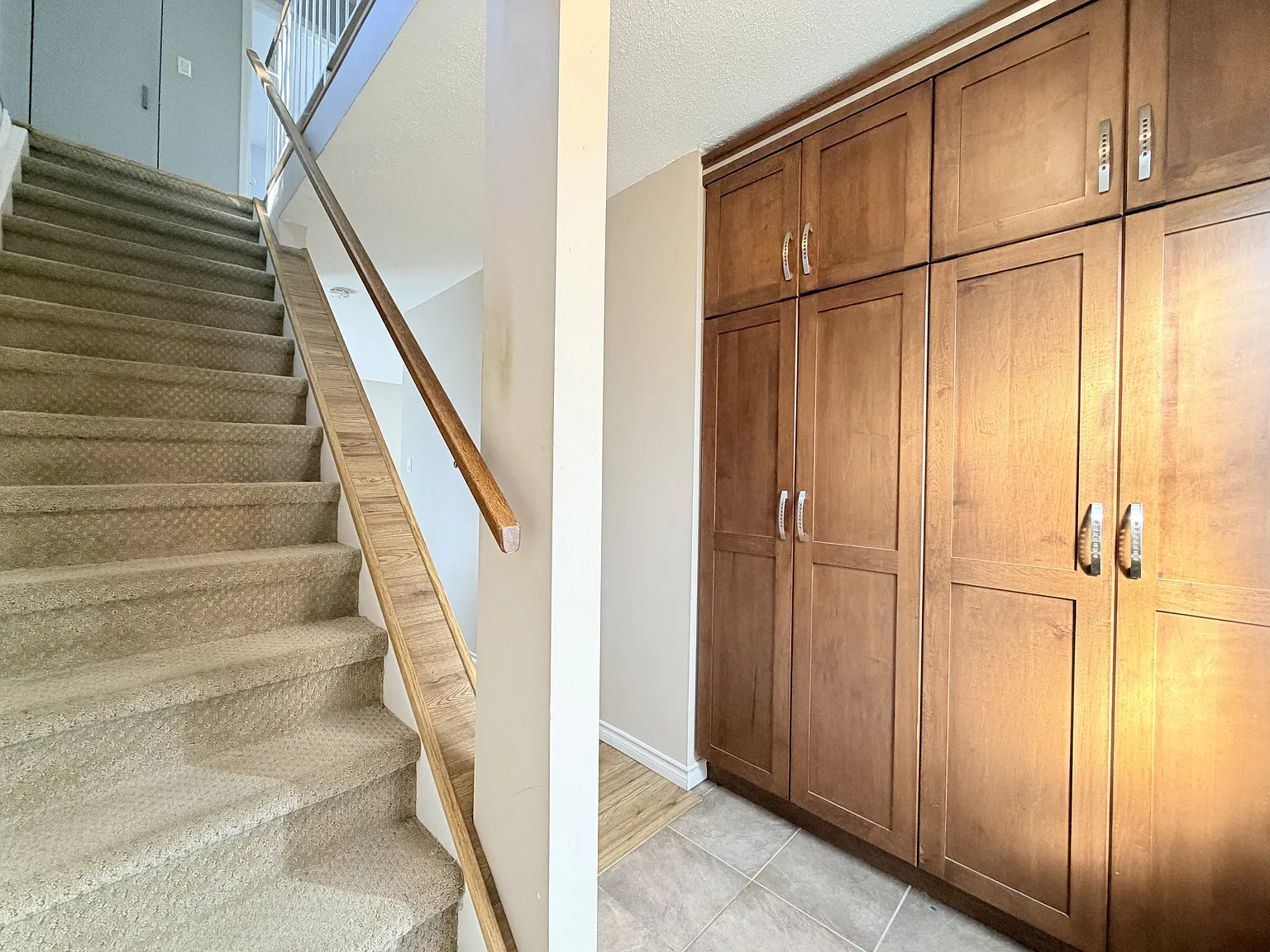 3 bed, $1,900 — Photo 3