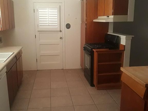 4th image of 9965 Debbie Dr