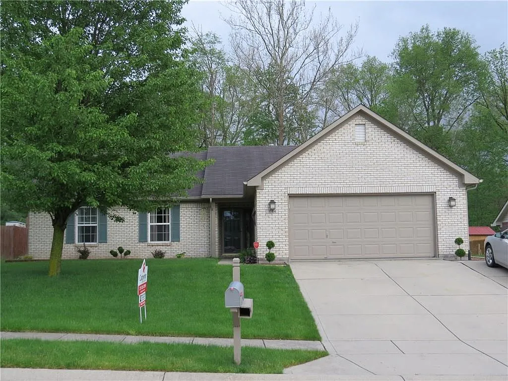 1104 Enchanted View Dr photo 1