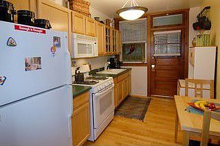 4th image of 3705 W Eddy St #1