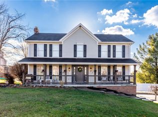 700 Montclair Dr, New Kensington, PA 15068