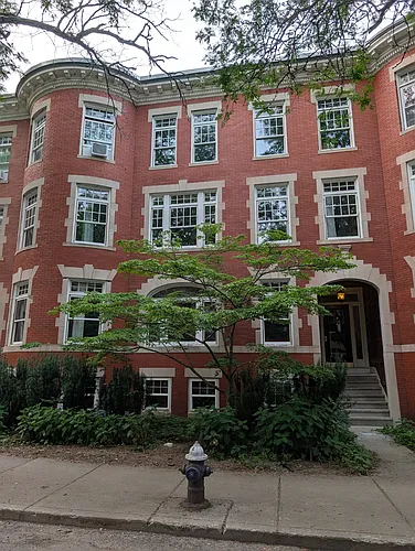 9 Strathmore Rd #4 Photo 1