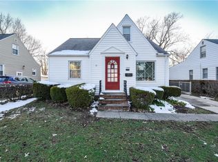 1546 Crestwood Rd, Mayfield Heights, OH 44124