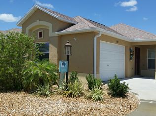 1205 Trappers Ct, The Villages, FL 32163