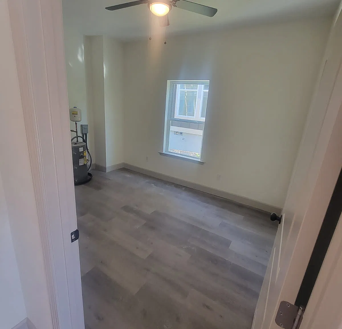 2 bed, 650 sqft, $1,200 — Photo 4