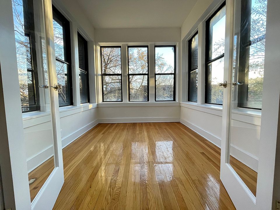 1st image of 1356 W Winnemac Ave #3