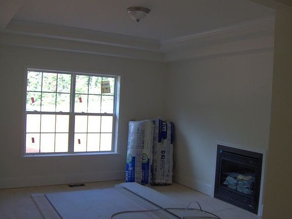 4th image of 5960 Tortosa Pl