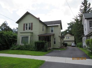 184 Lake Ave APT 3, Saratoga Springs, NY 12866