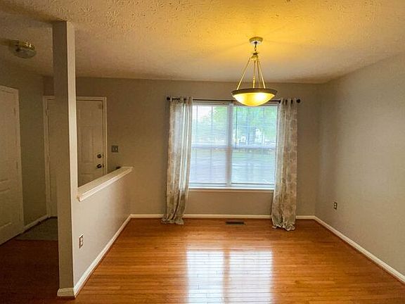 5th image of 9824 Royal Commerce Pl
