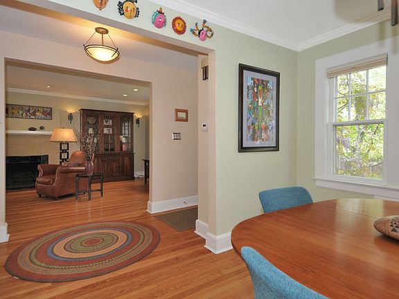 3rd image of 15 Douglas Pl
