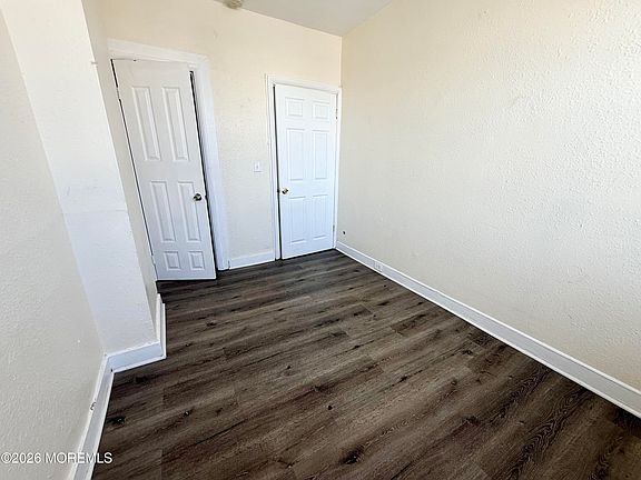 4th image of 37 2nd Ave APT 5
