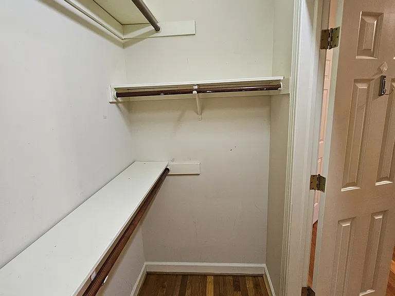 125 Woodmere Ct — Photo 28