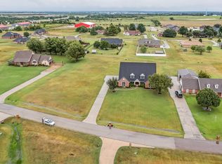 121 Lake Shore Dr, Shawnee, OK 74804