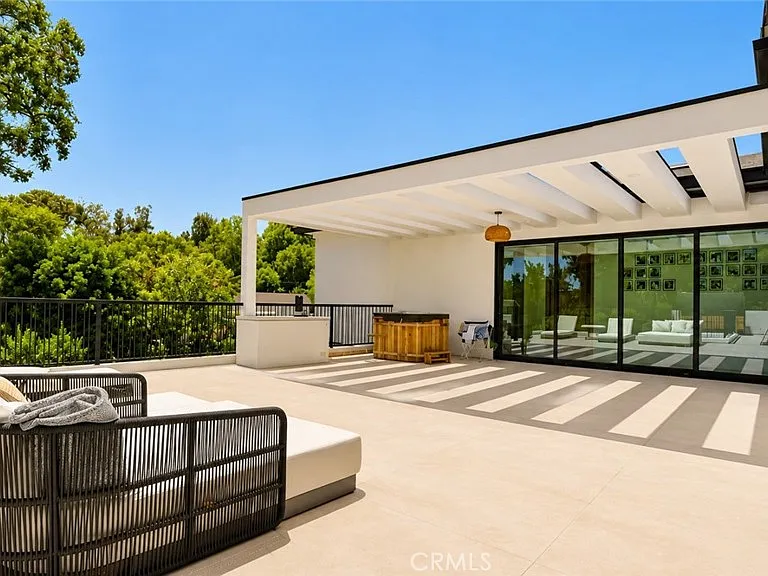 5050 Arundel Dr — Photo 51