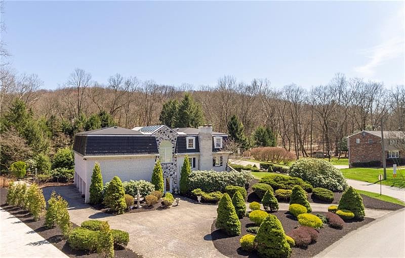 1st image of 4001 Heather Dr