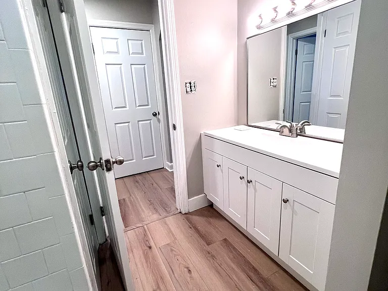 3305 Herbert St — Photo 14