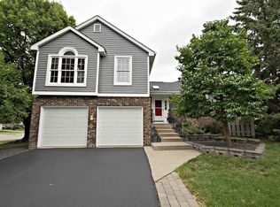 11021 Quebec Cir, Bloomington, MN 55438