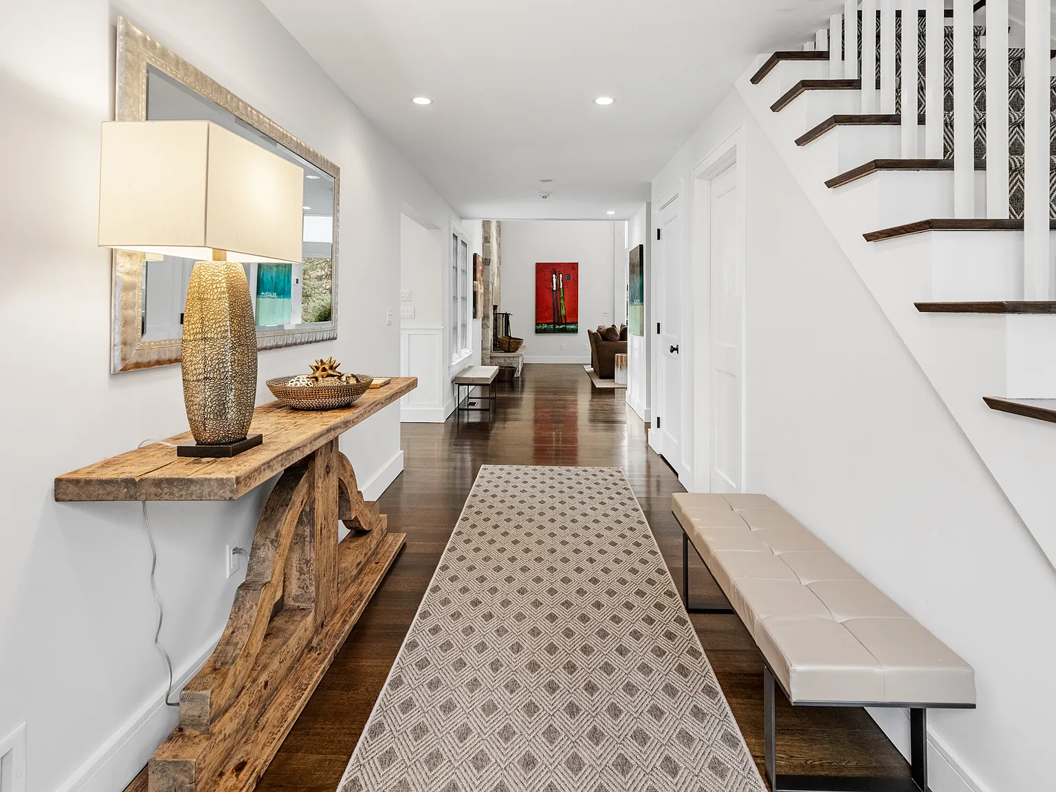 Large Sagaponack home with a Pool — Photo 4