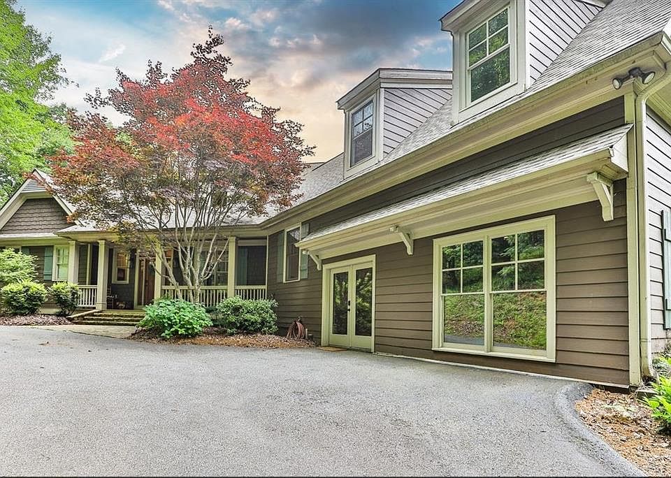 1st image of 43 Toland Way